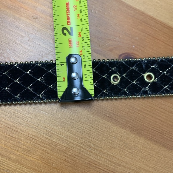 Cleo NWOT black belt with sparkle, gold buckle - Picture 6 of 8